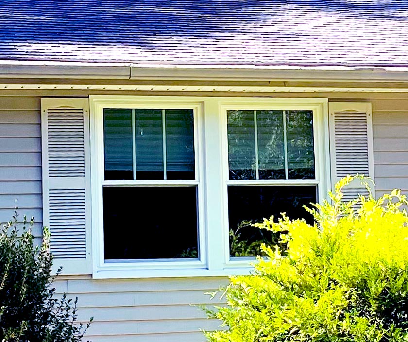 Vinyl Double Hung Windows in Colubmbia, CT