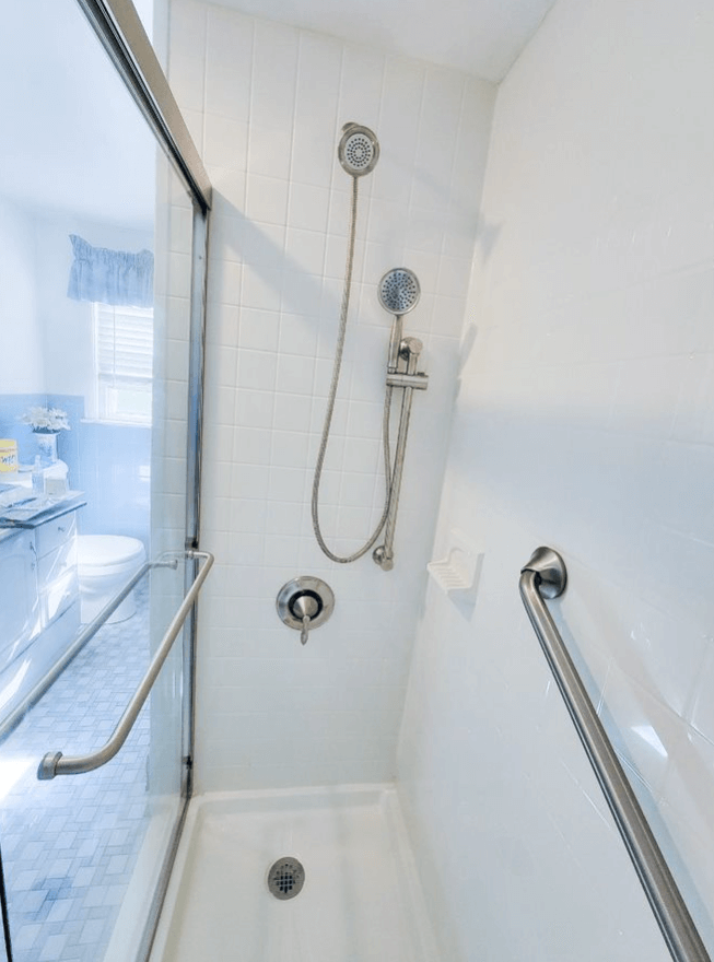 Replacement Showers and Baths in Norwalk, CT - Shower Interior