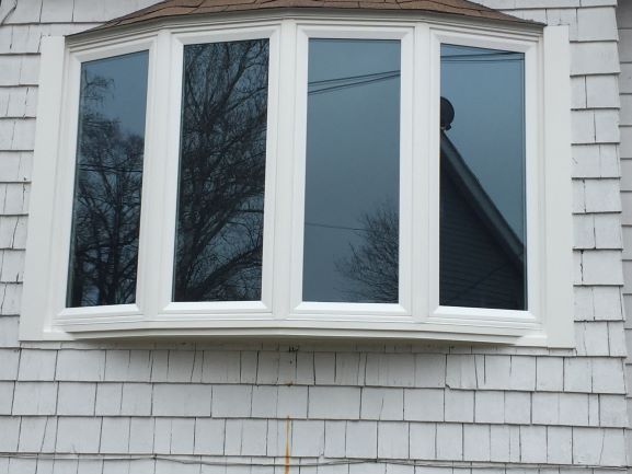 Bow windows in the East Hartland, CT area